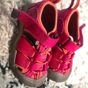 Keen pink sandals water sneakers baby toddler